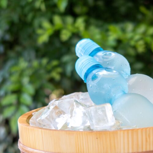 ラムネ瓶の歴史と開け方──体験する飲みものとしての魅力 | あなゆかし